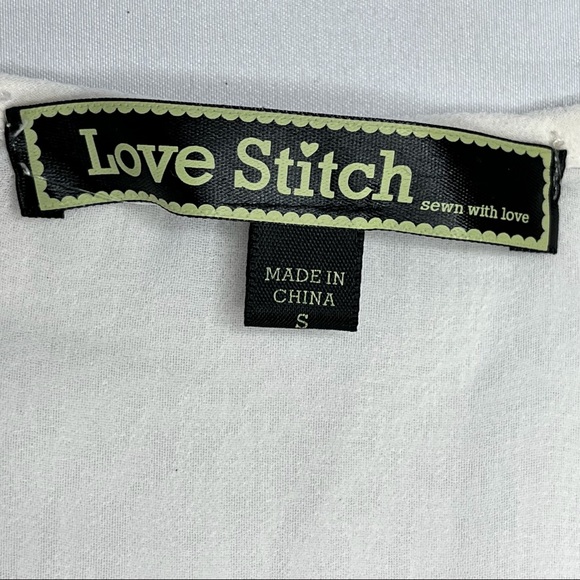 Love Stitch Sheer Embroidered Top Size Small - Picture 4 of 12